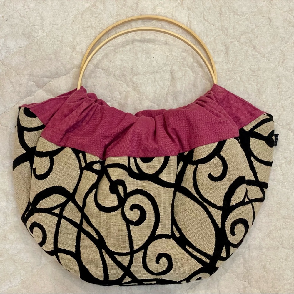 One-of-a-Kind 1154 Lill Studio Handbag Pink & Black Swirl Design w/Wood Handles